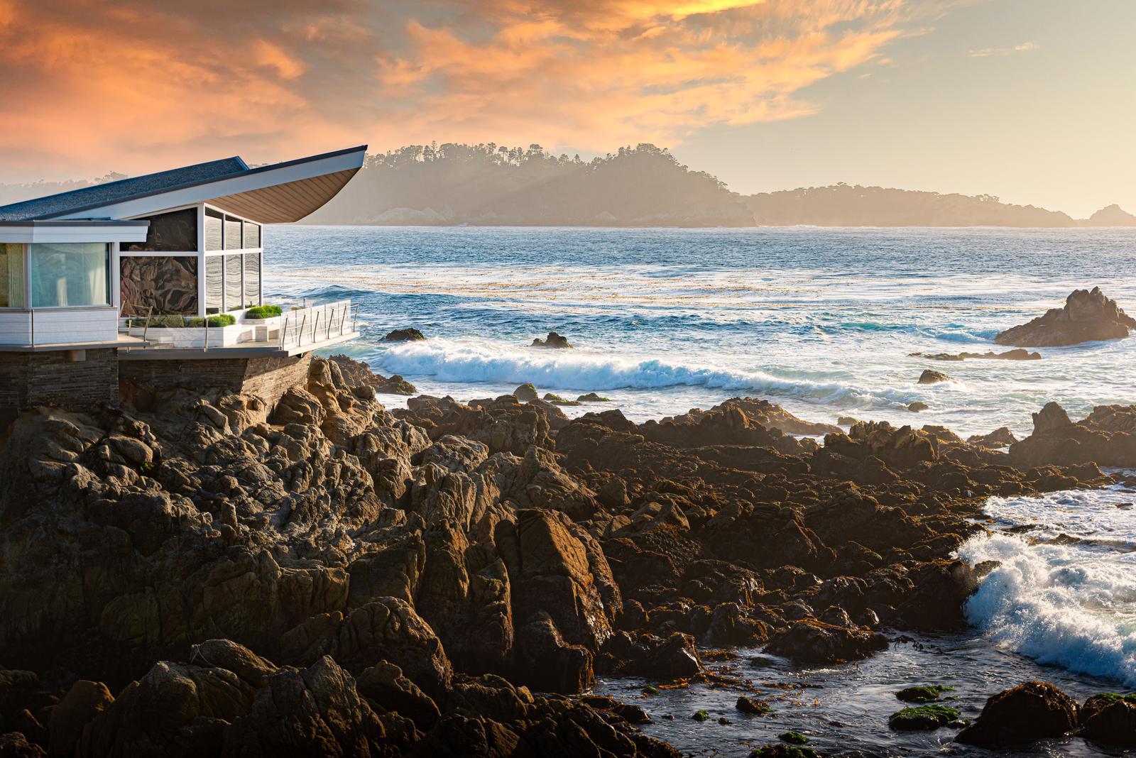 Planning a romantic weekend in Carmel-by-the-sea at the Butterfly house on rocks at the Pacific Ocean. 