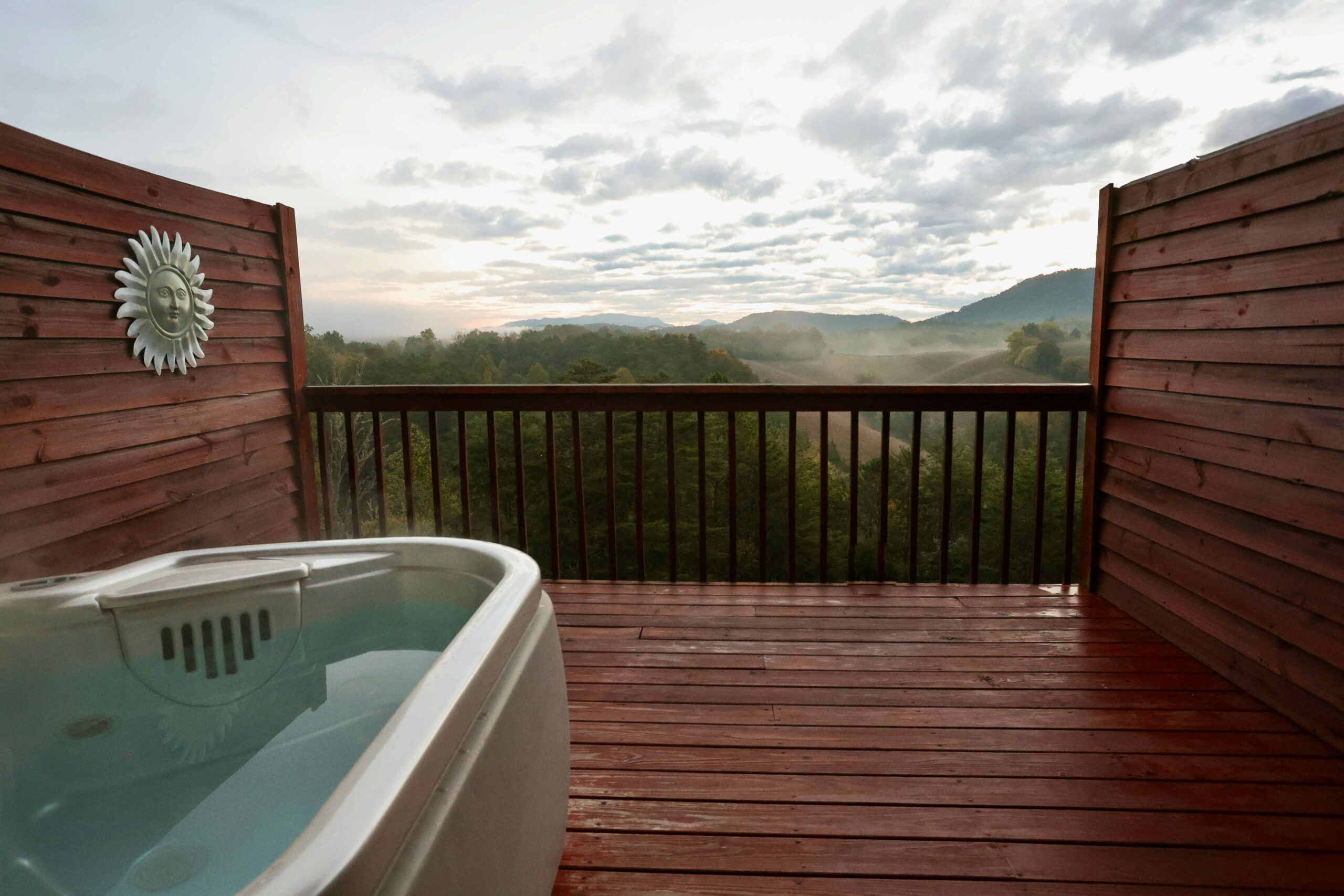 Hot tub patio at Berry Springs Lodge, one of the most romantic getaways in November. 