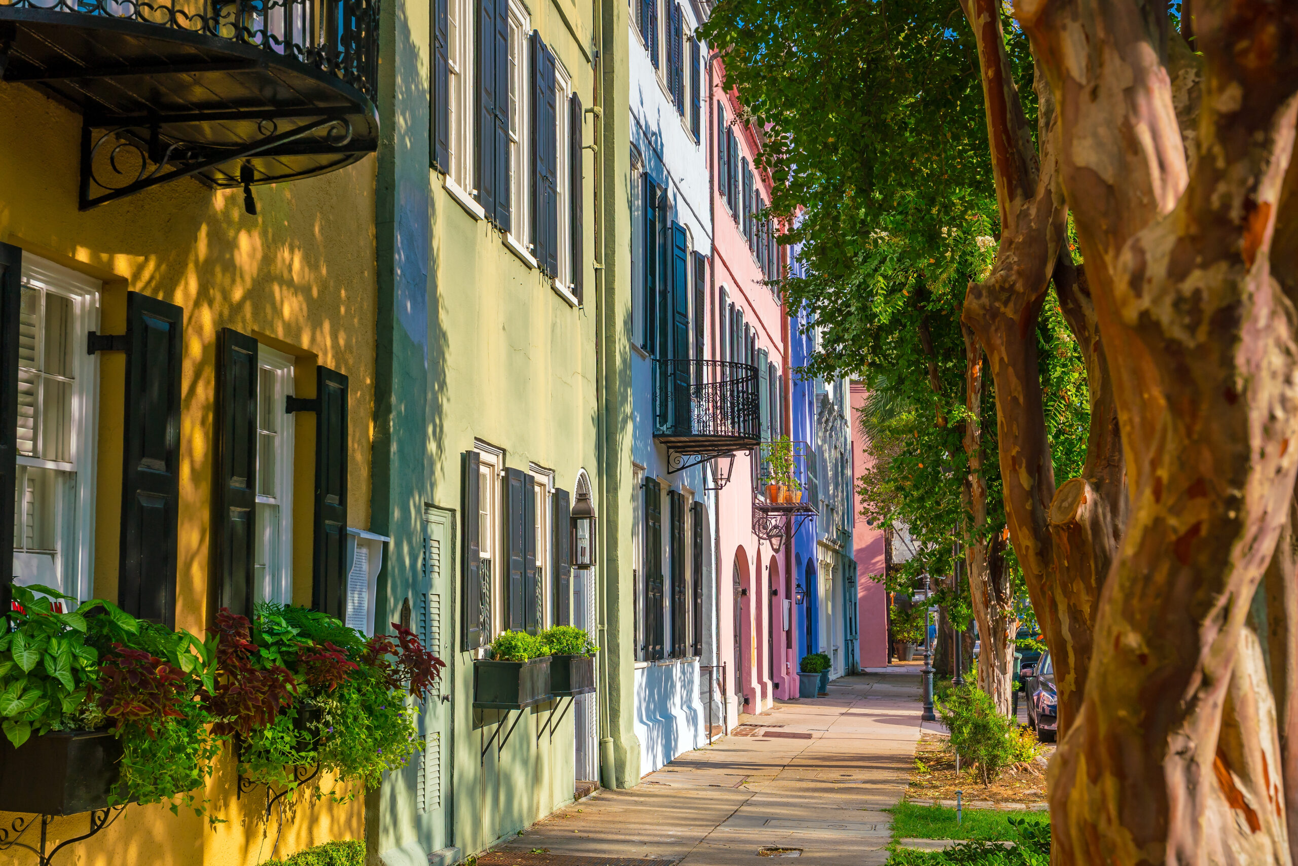 Rainbow Row's colorful and well-preserved historic houses in Charleston, SC.