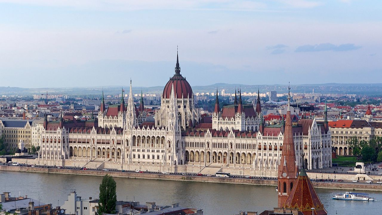 Explore Budapest Like a Local