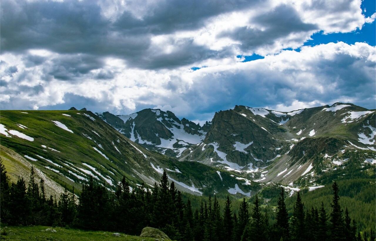 Snow-dusted Rocky Mountains near Denver, Colorado.