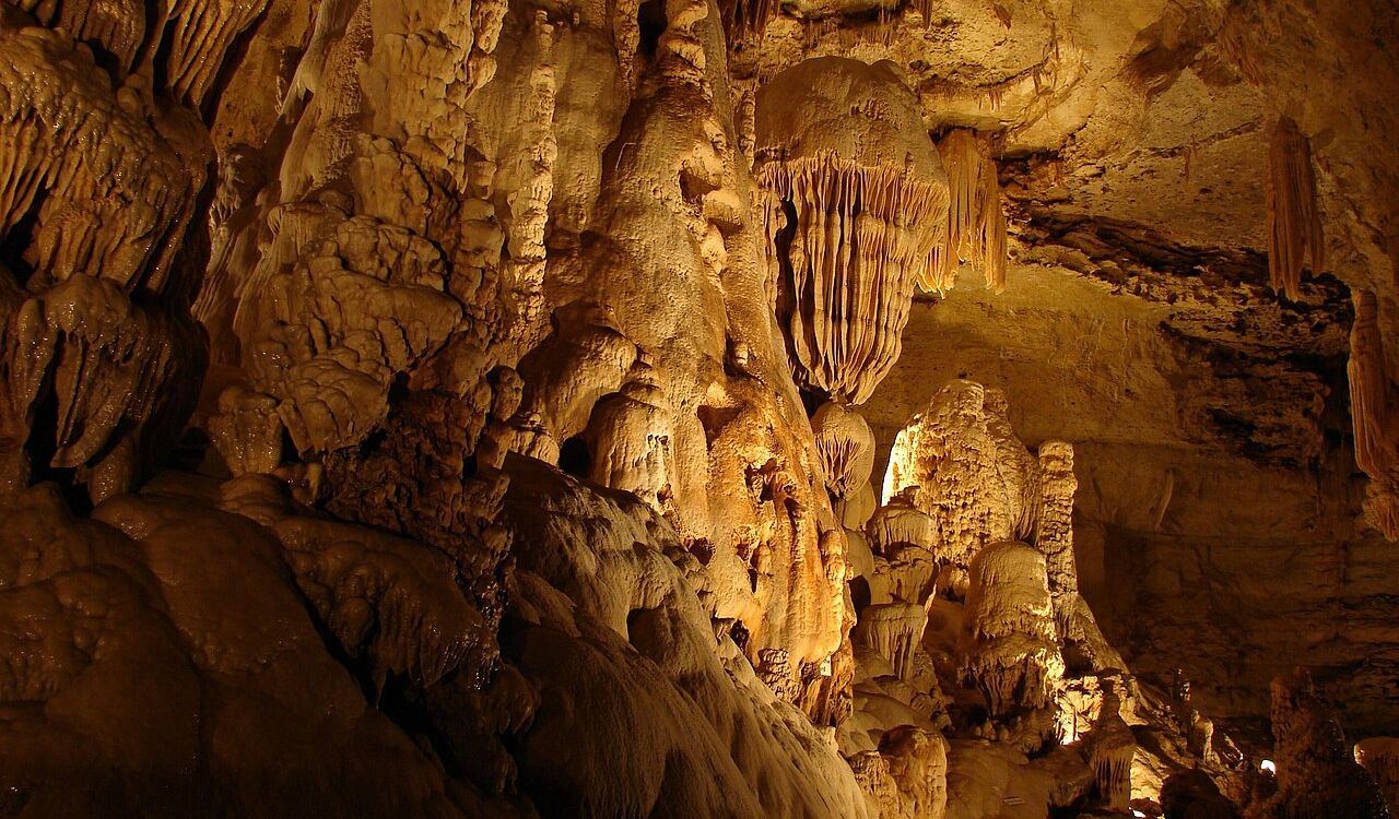 Stalactites and stalagmites inside Natural Bridge Caverns, Texas