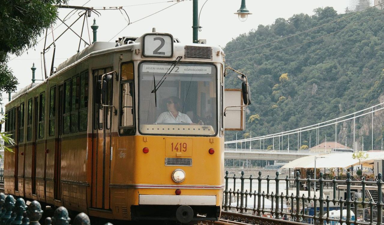 A scenic ride on Tram 2 along the Danube River in Budapest