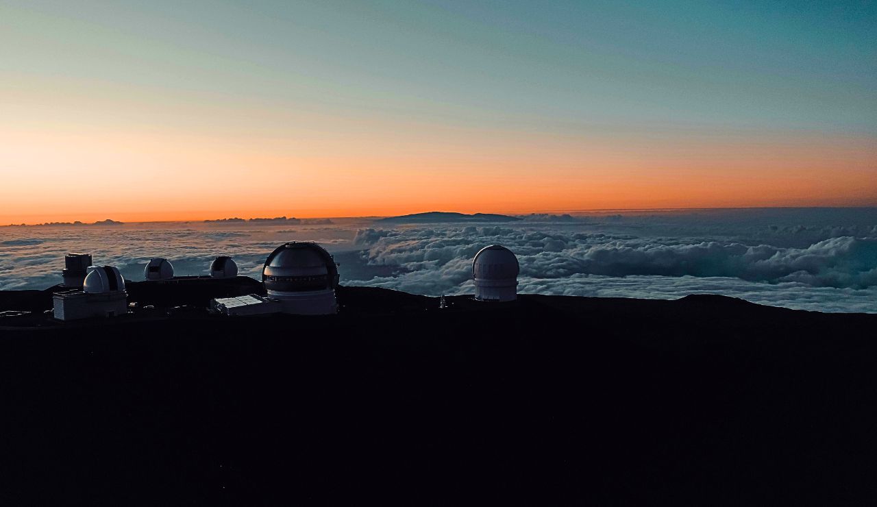 Sunset over cloud layer from Mauna Kea summit
