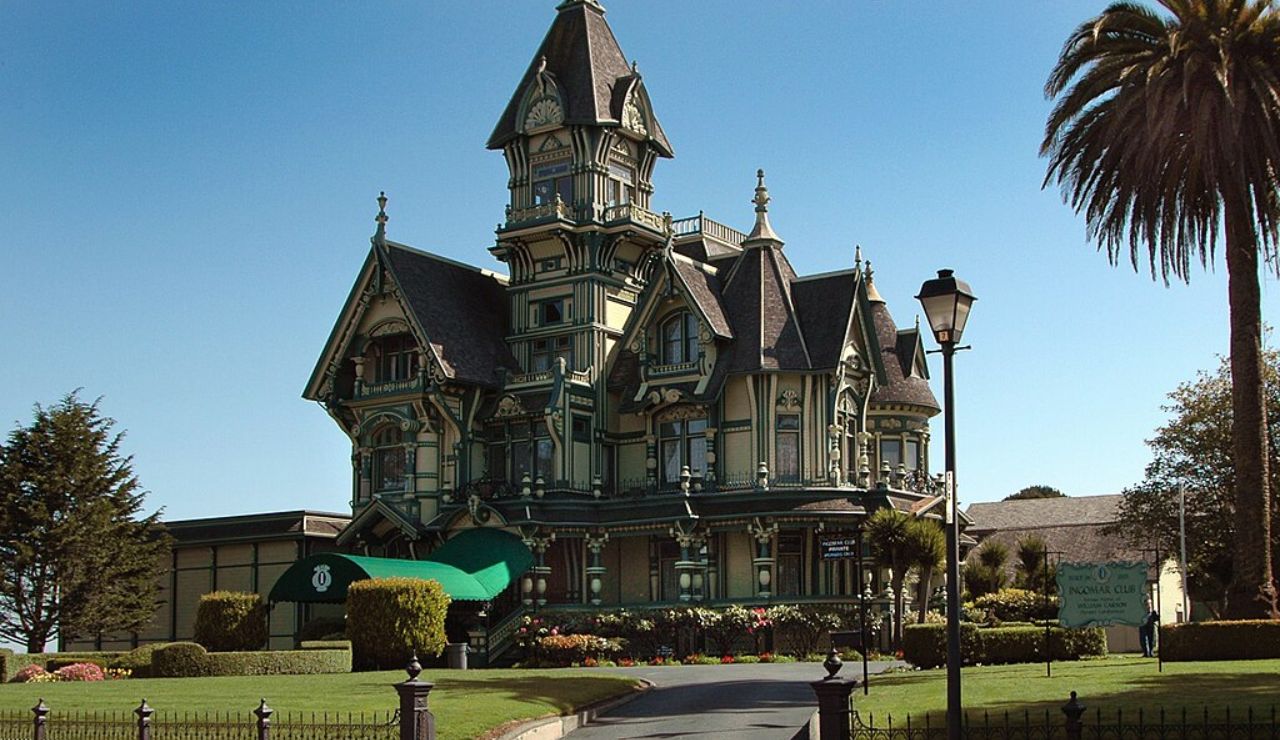 The Carson Mansion, a historic Victorian house in Eureka, California.
