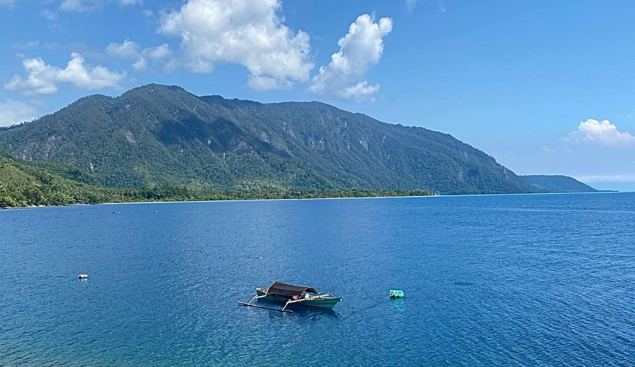 Mariona Lake