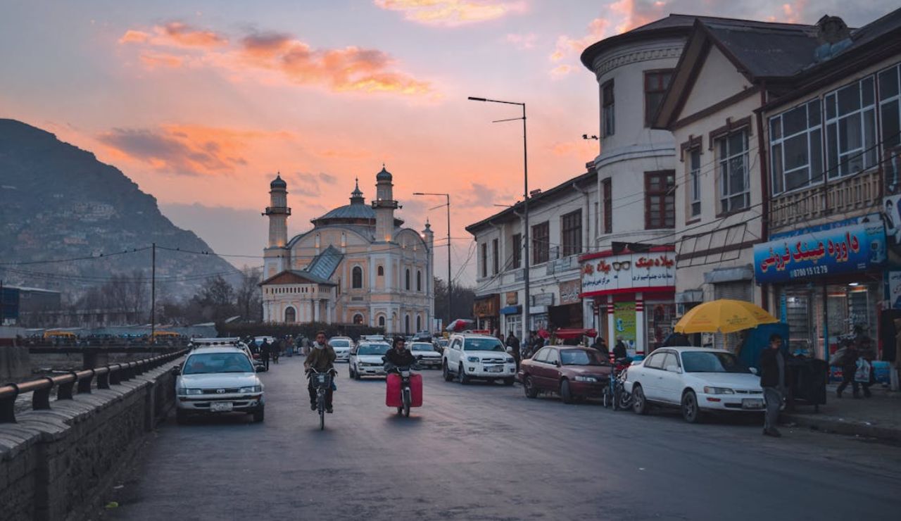 Kabul, Afghanistan – Evening life unfolds near the iconic Shah-Do Shamshira Mosque.