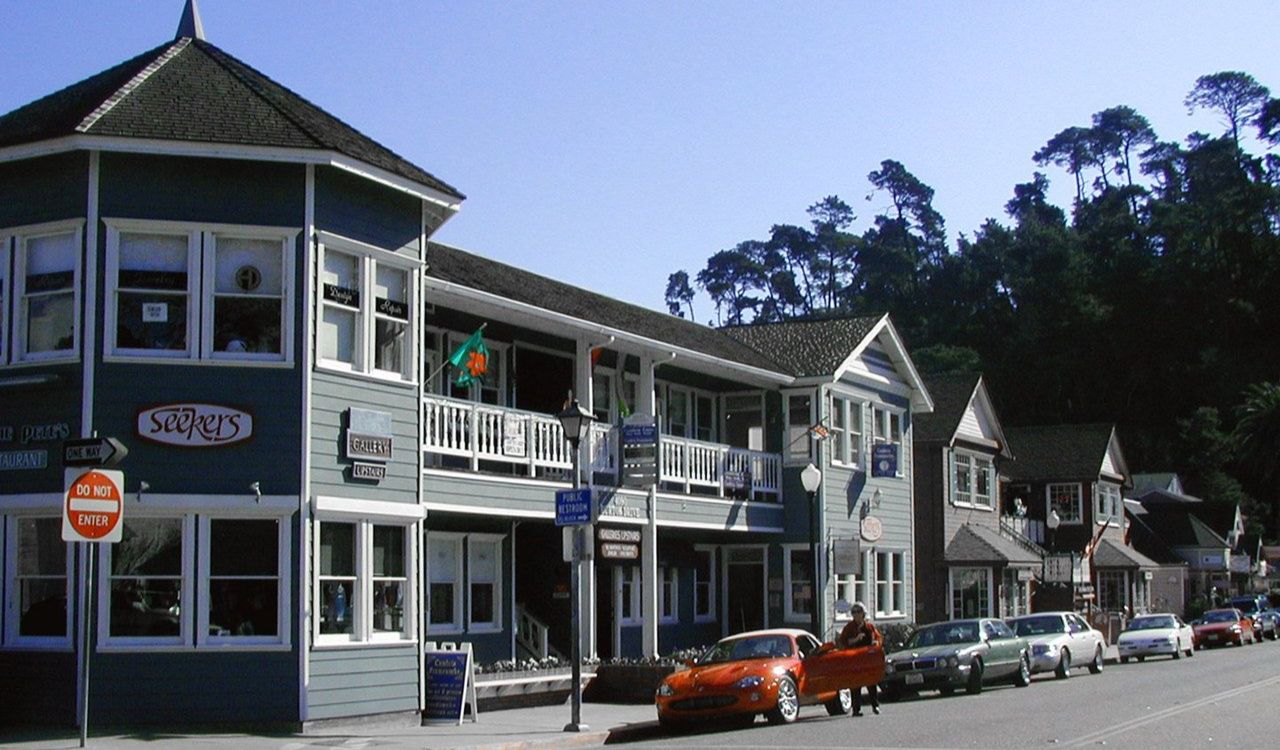Cambria charms with its cozy coastal vibe—tree-lined streets, artisan shops, and ocean air make it a peaceful stop along the Pacific coast