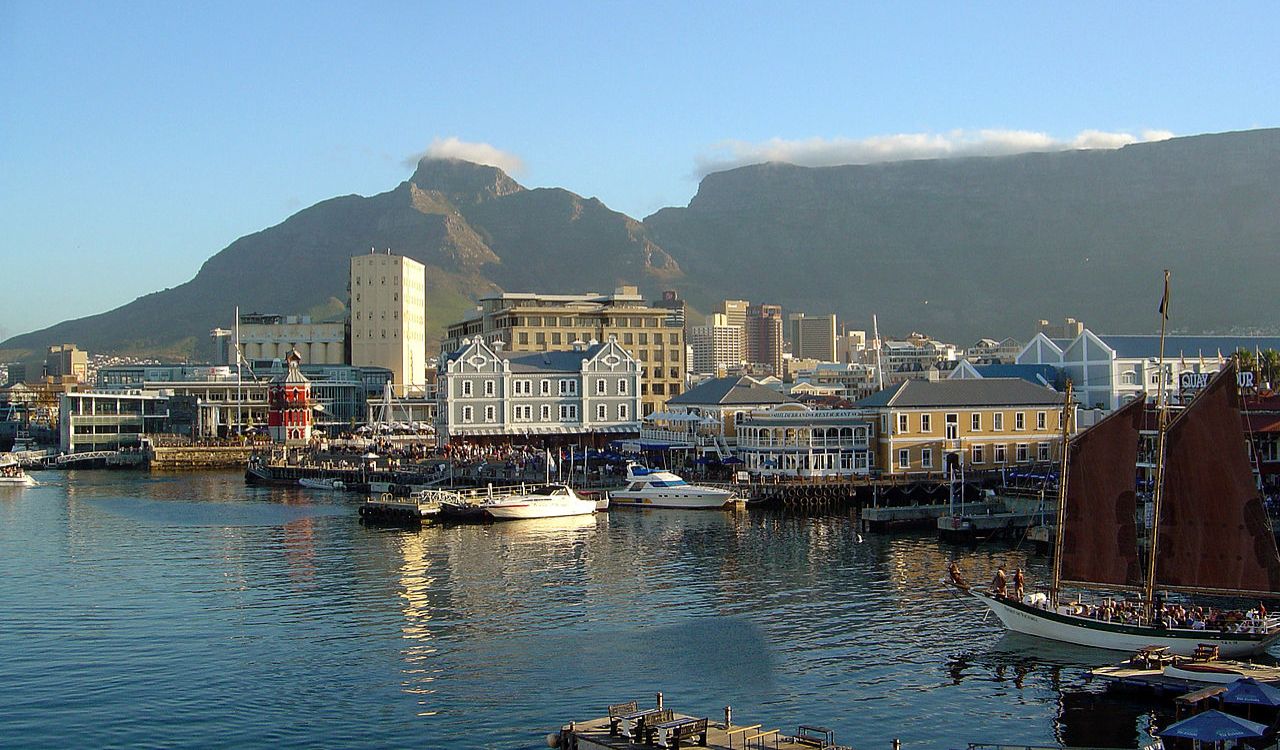 Cape Town waterfront with boats and Table Mountain in the background
