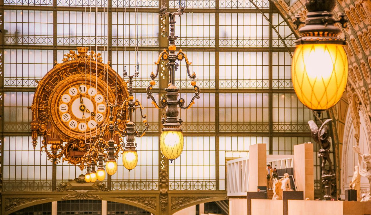 Musée d'Orsay with visitors on free admission day