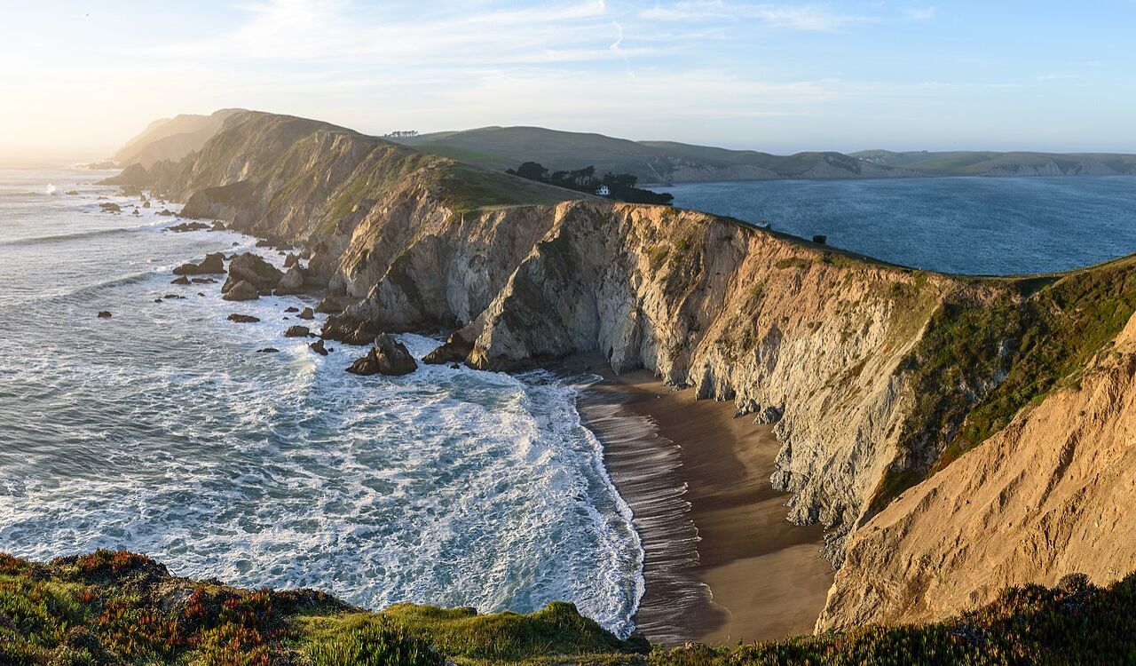 This is the dramatic coastline along Chimney Rock Trail in Point Reyes National Seashore, California. Known for its rugged cliffs and stunning ocean views, it's a peaceful spot ideal for whale watching, wildflowers, and quiet walks along the bluffs.