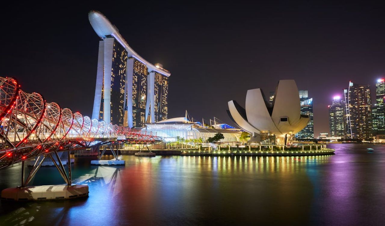 Singapore’s Marina Bay shines bright with futuristic elegance