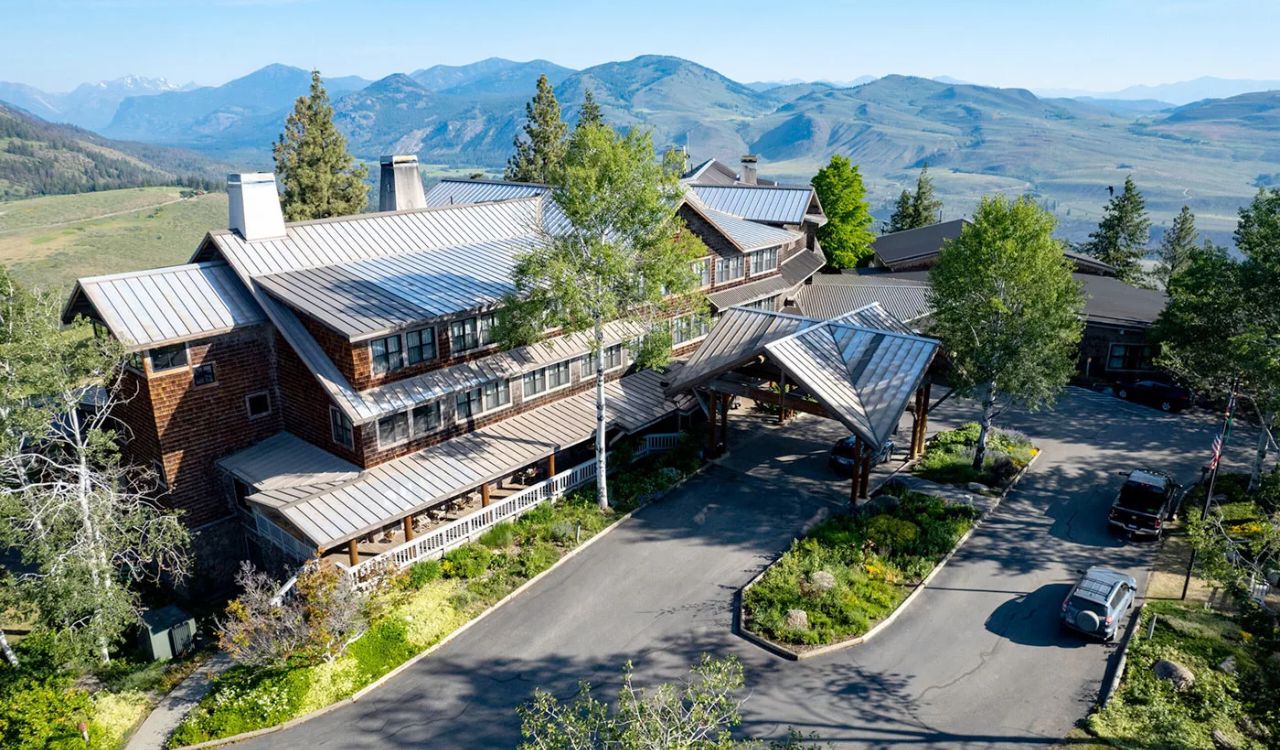 Sun Mountain Lodge in Washington nestled among trees with panoramic views of surrounding mountains and valleys