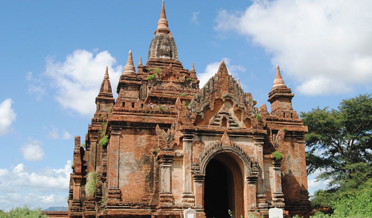 Taung Guni Temple whispers ancient brick tales