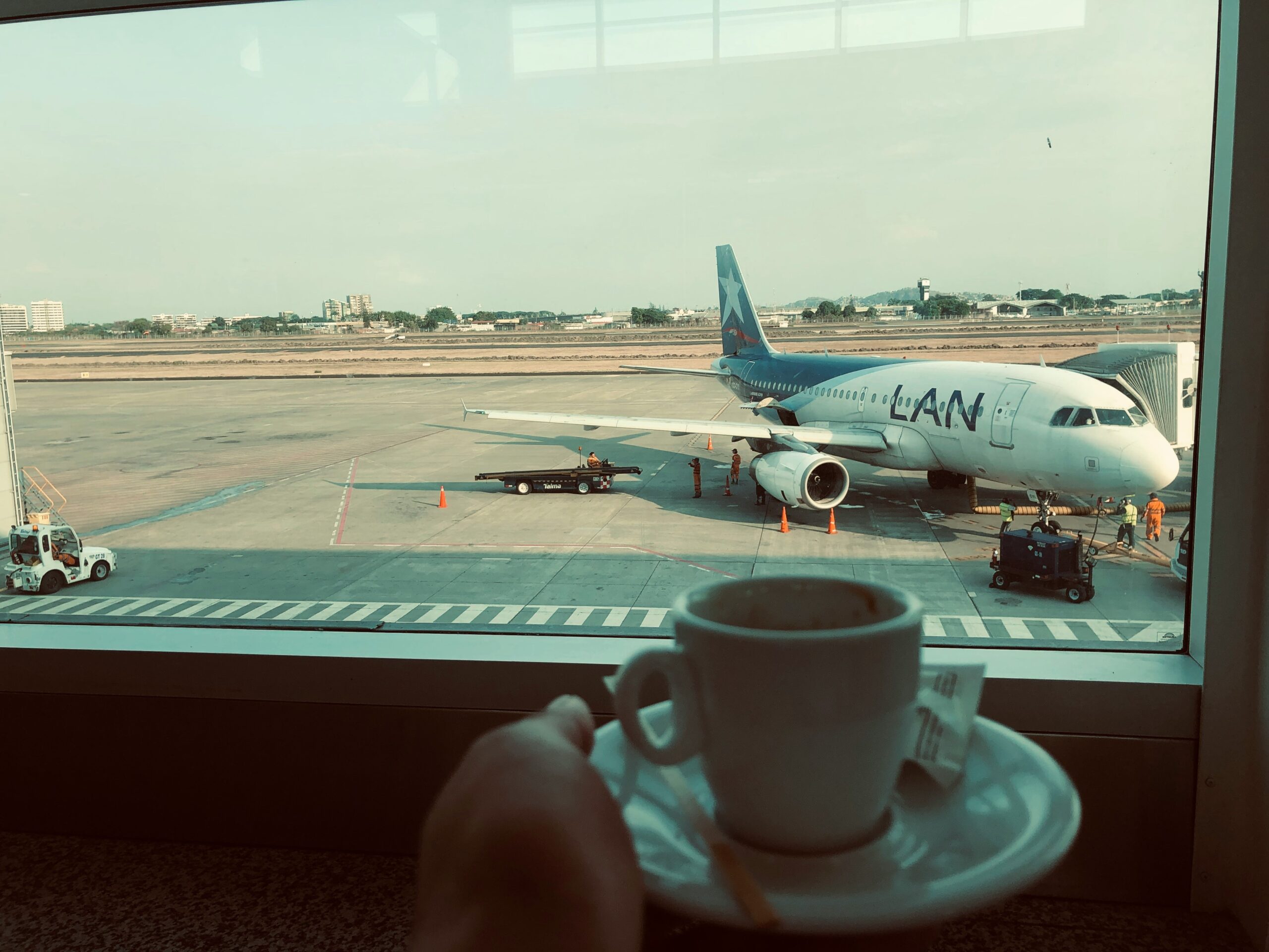 Avoid Caffeine and Alcohol Before and During Flight