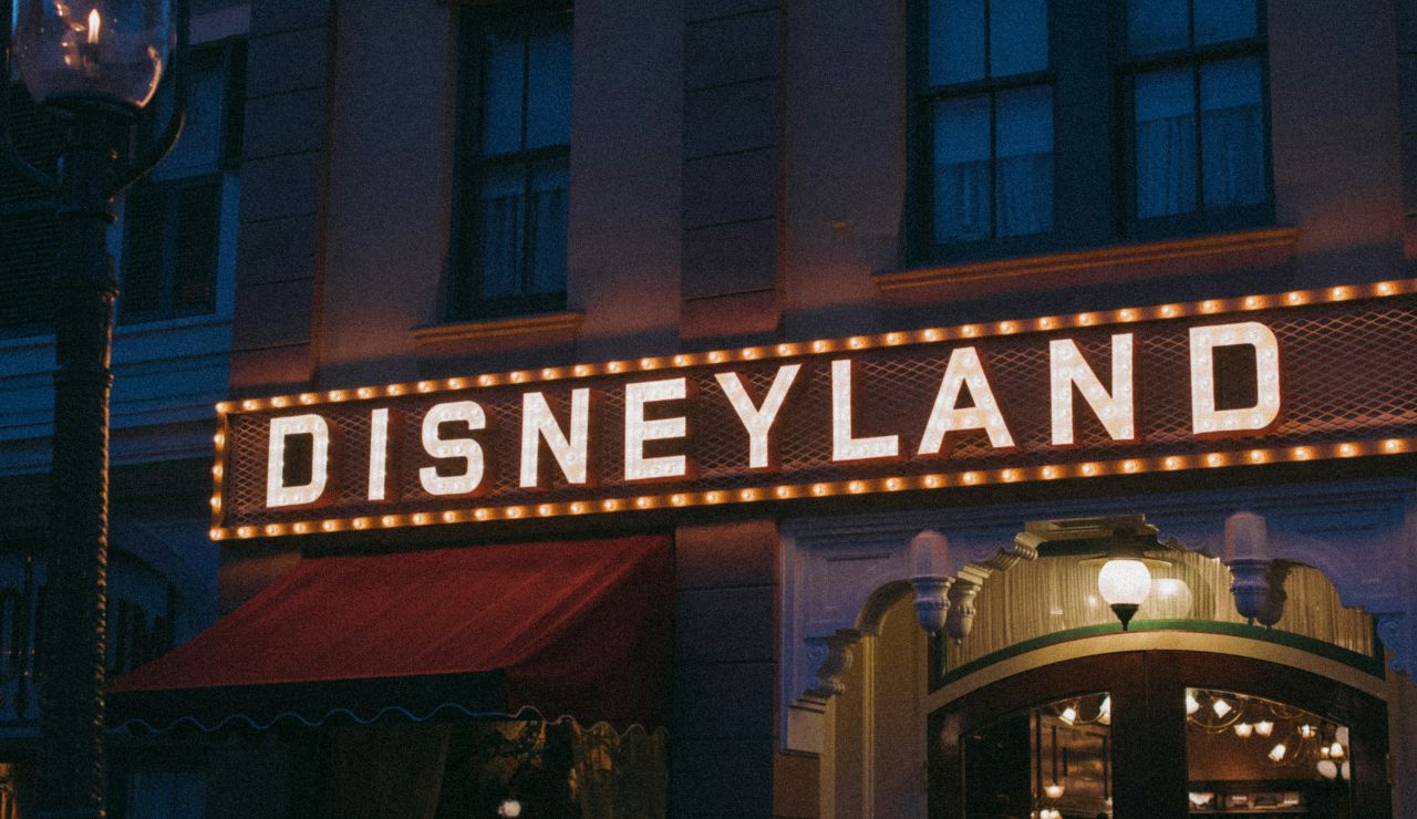 nglish signboard inside Disneyland California