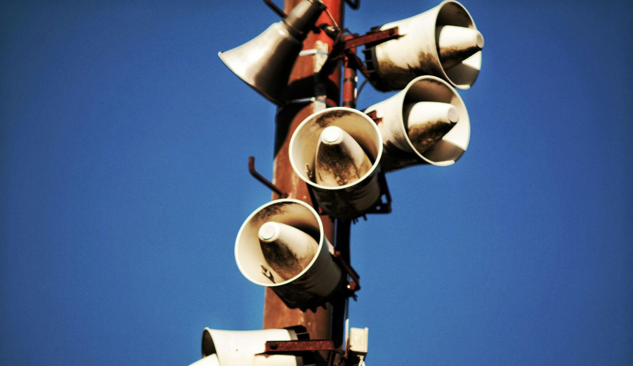 Loudspeakers near the DMZ broadcasting across the border
