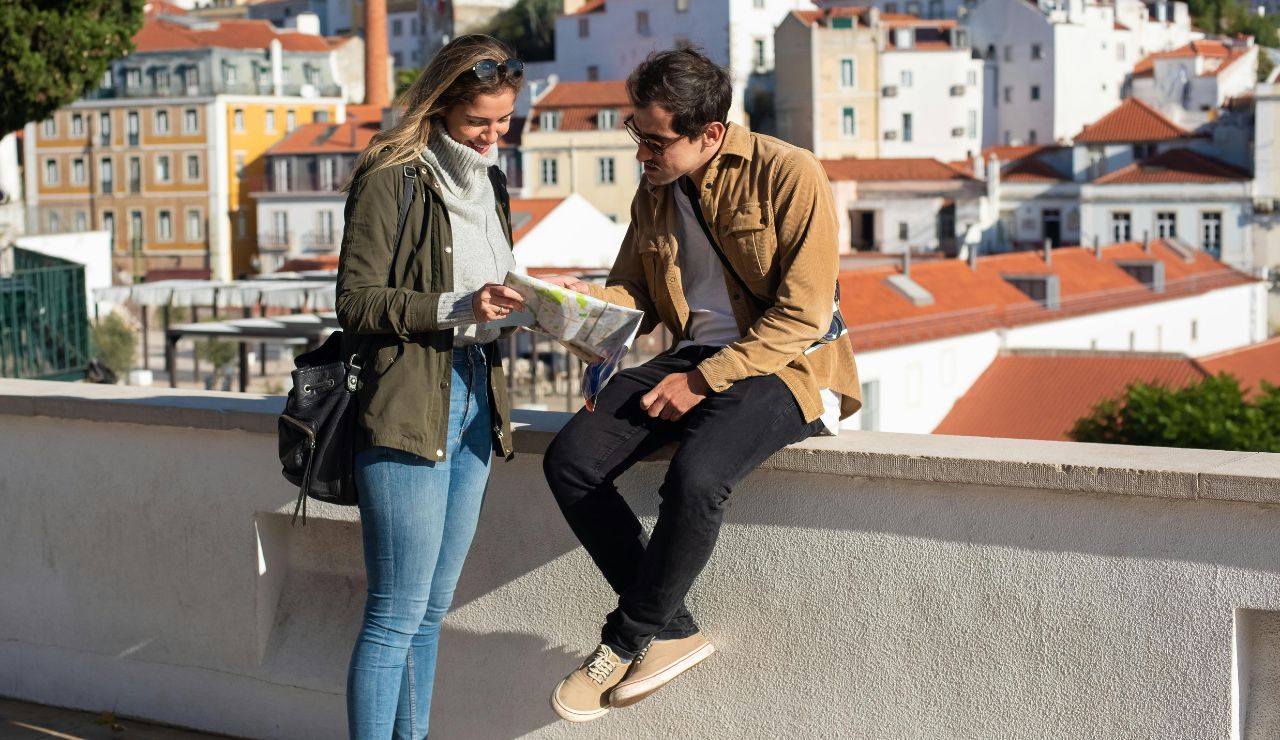 Couple on a guided local tour
