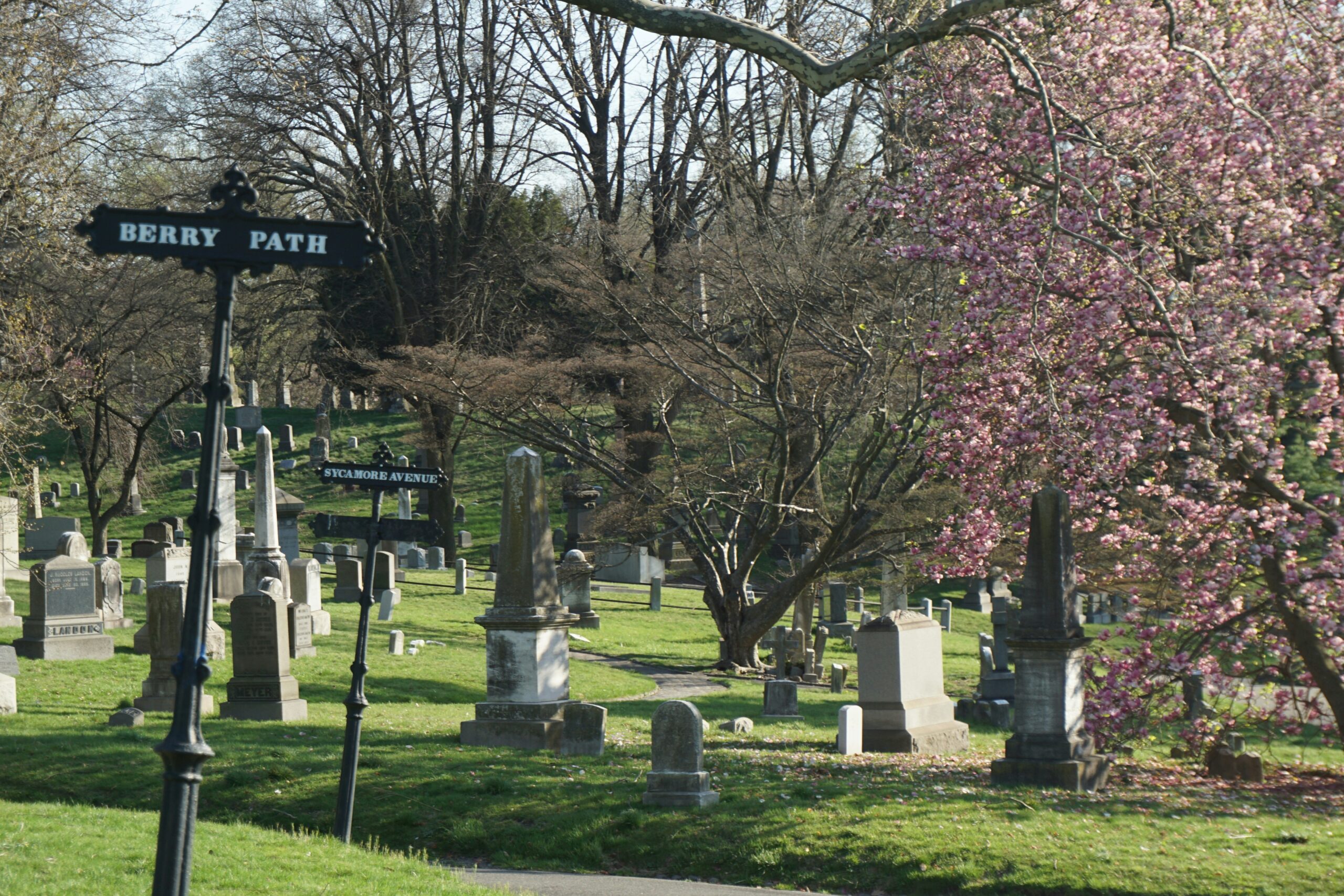 Mark Twain – Woodlawn Cemetery, Elmira, New York, USA
