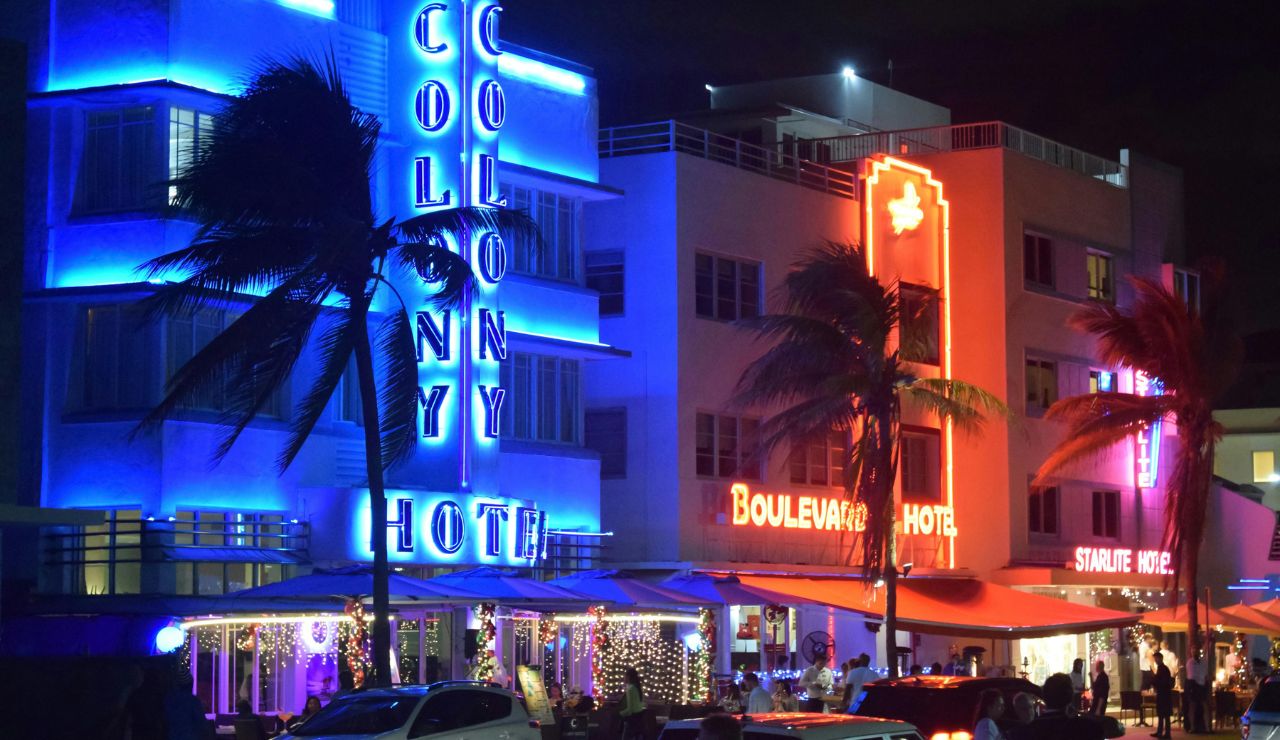 Art Deco buildings along Ocean Drive in Miami Beach