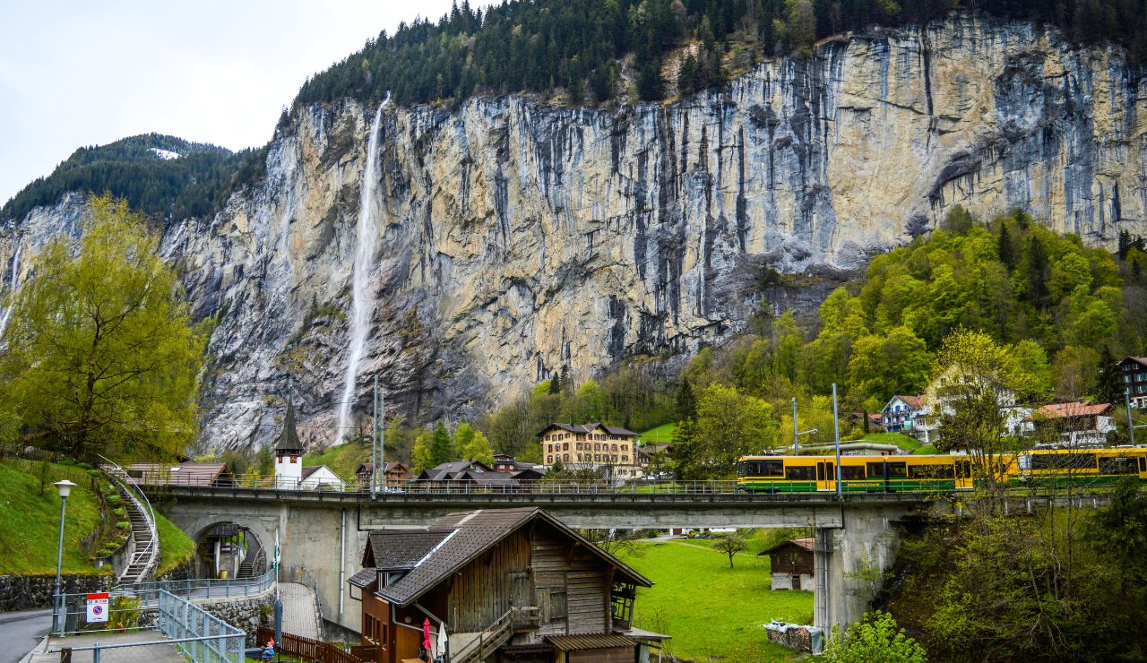 Train en route to Rhine Falls from Zurich