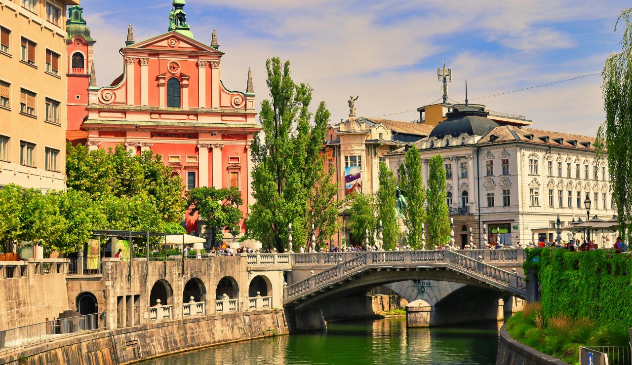 Ljubljana’s Dragon Bridge crossing the Ljubljanica River.