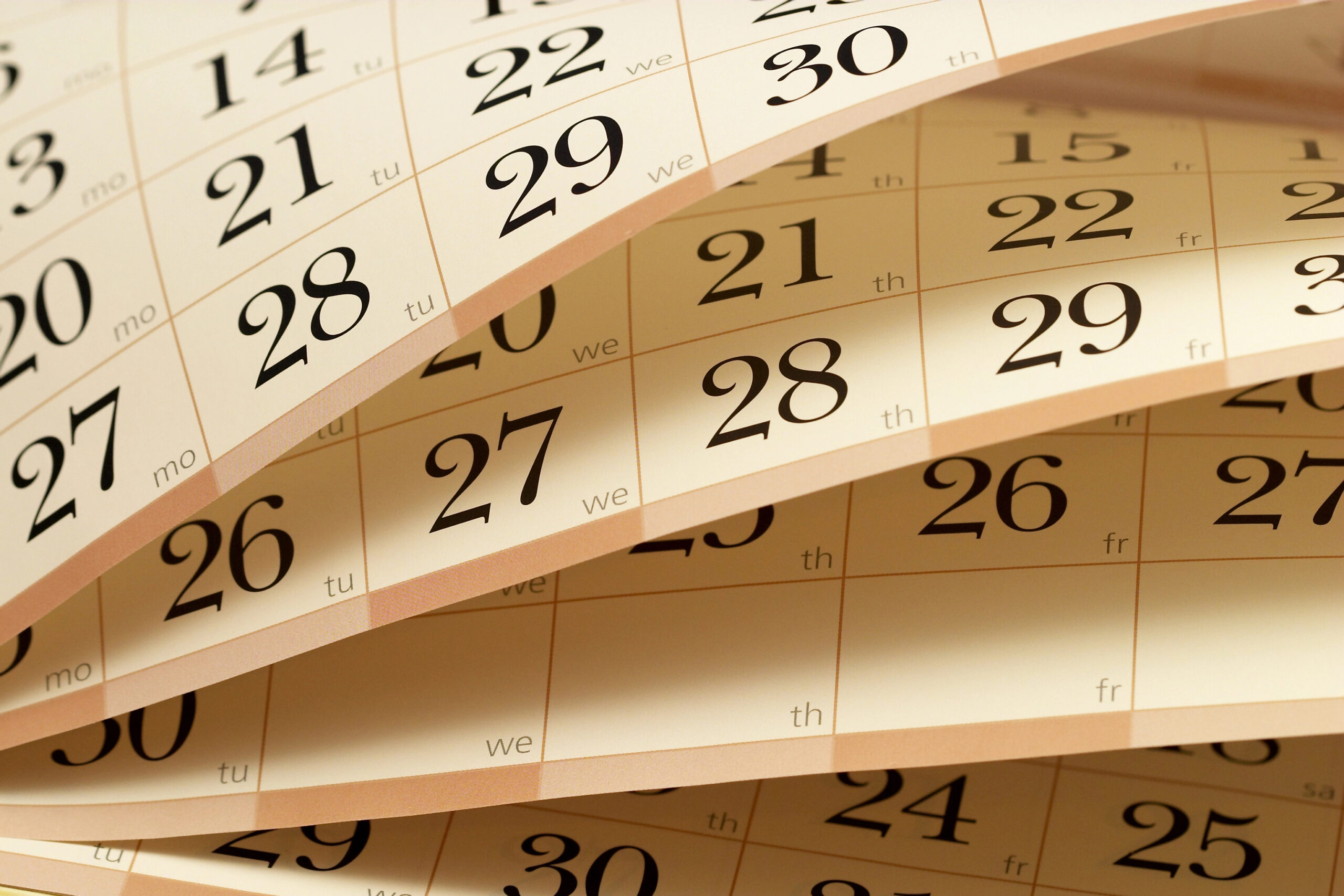 One of the best tips for finding last-minute deals is to be flexible about your travel dates.