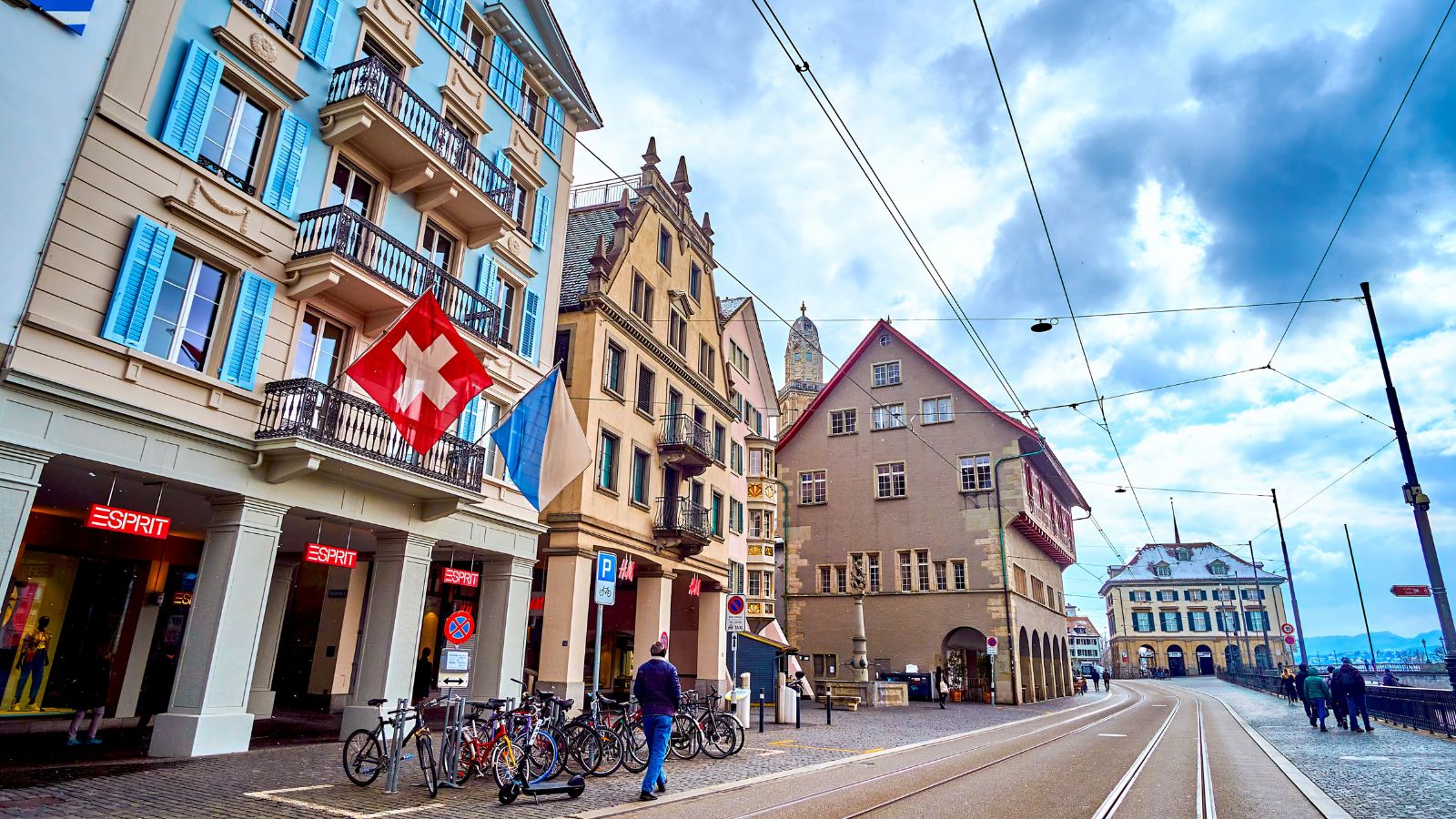 A photo of peaceful urban atmosphere in Switzerland.