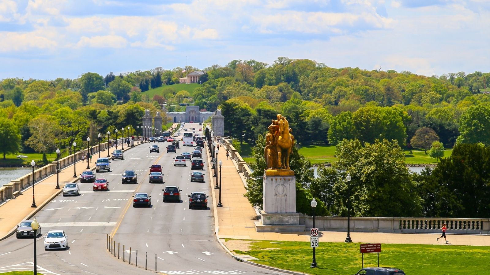The Arlington Memorial Bridge in Washington DC leading towards National Cemetery.