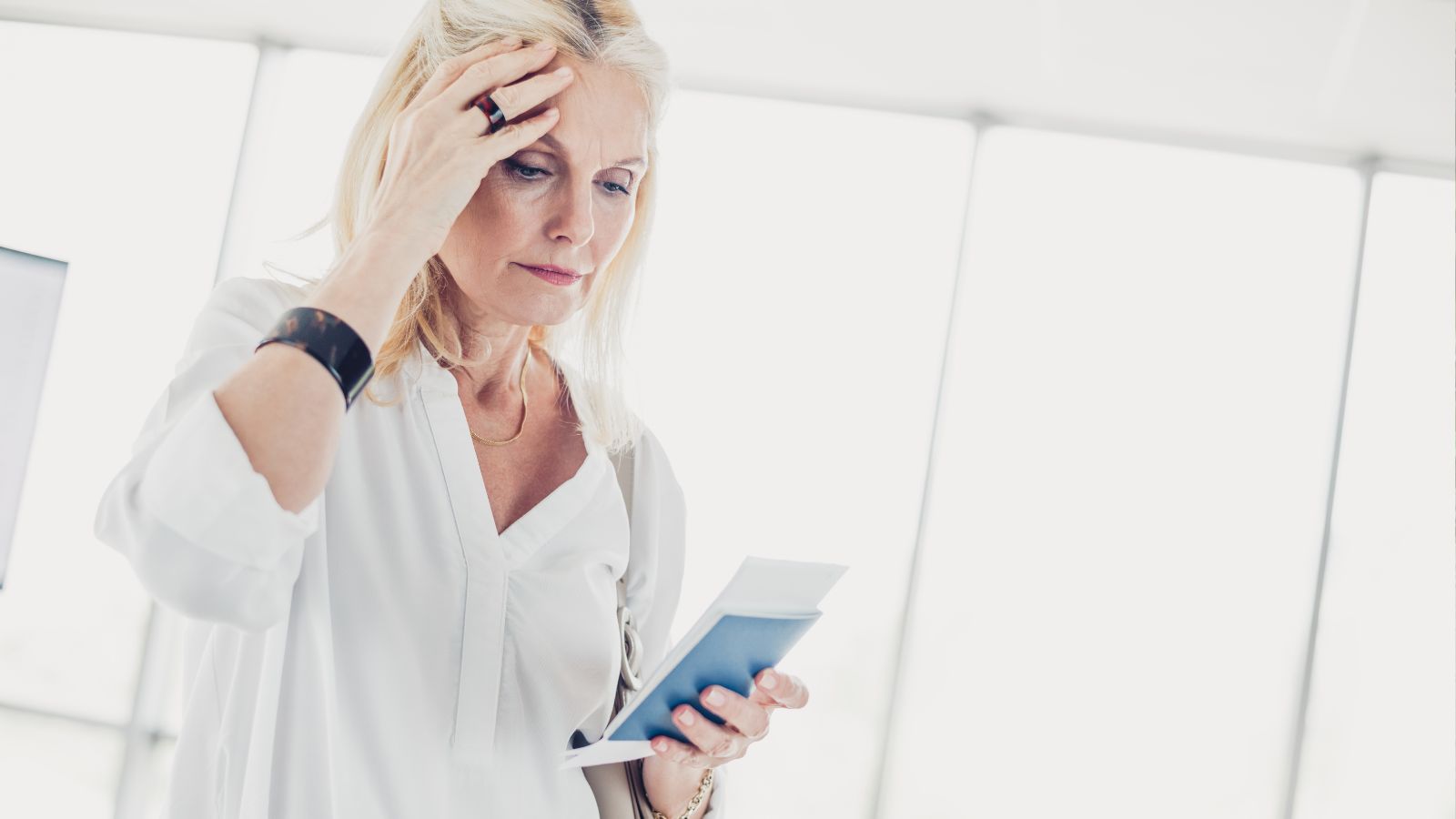 A photo of a Traveler surprised flight checkout price.