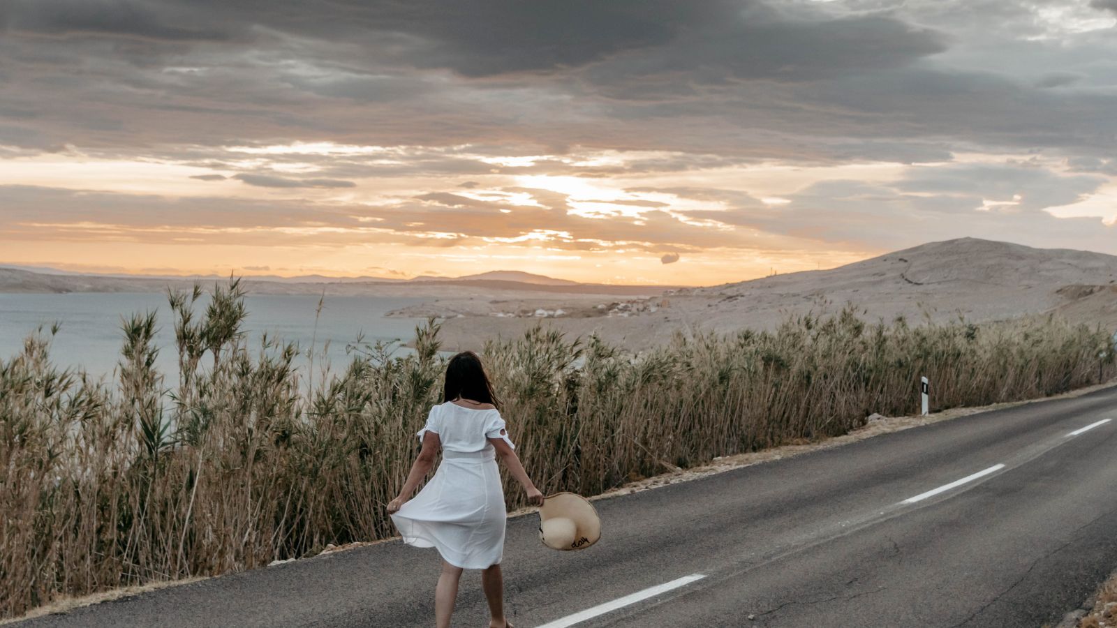 A photo of a slow travel relaxed sunset walk.